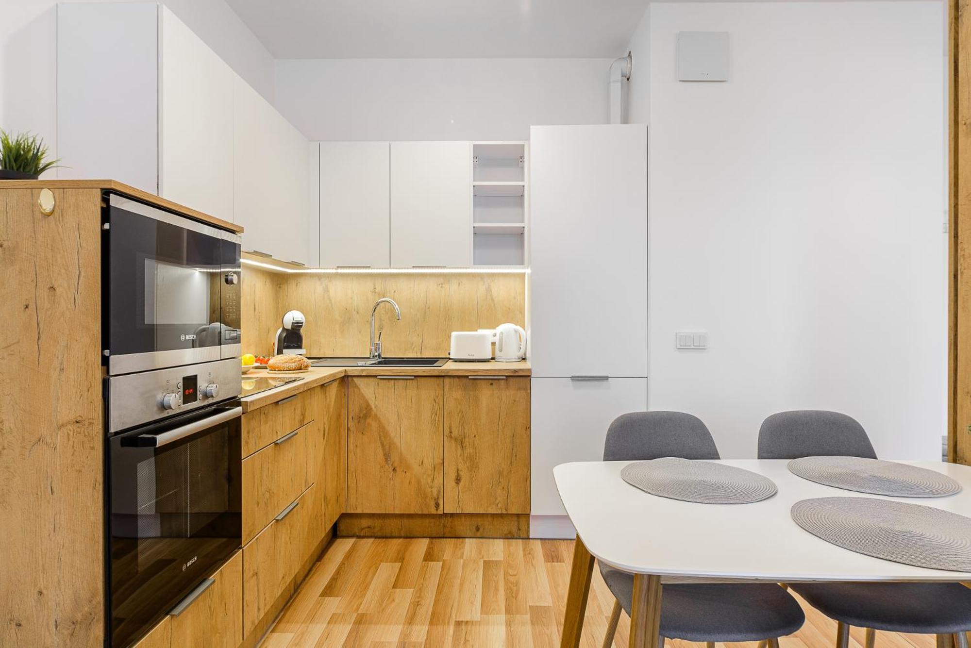 19 Dzielnica Kolejowa P&O Serviced Apartments Varsovia Exterior foto