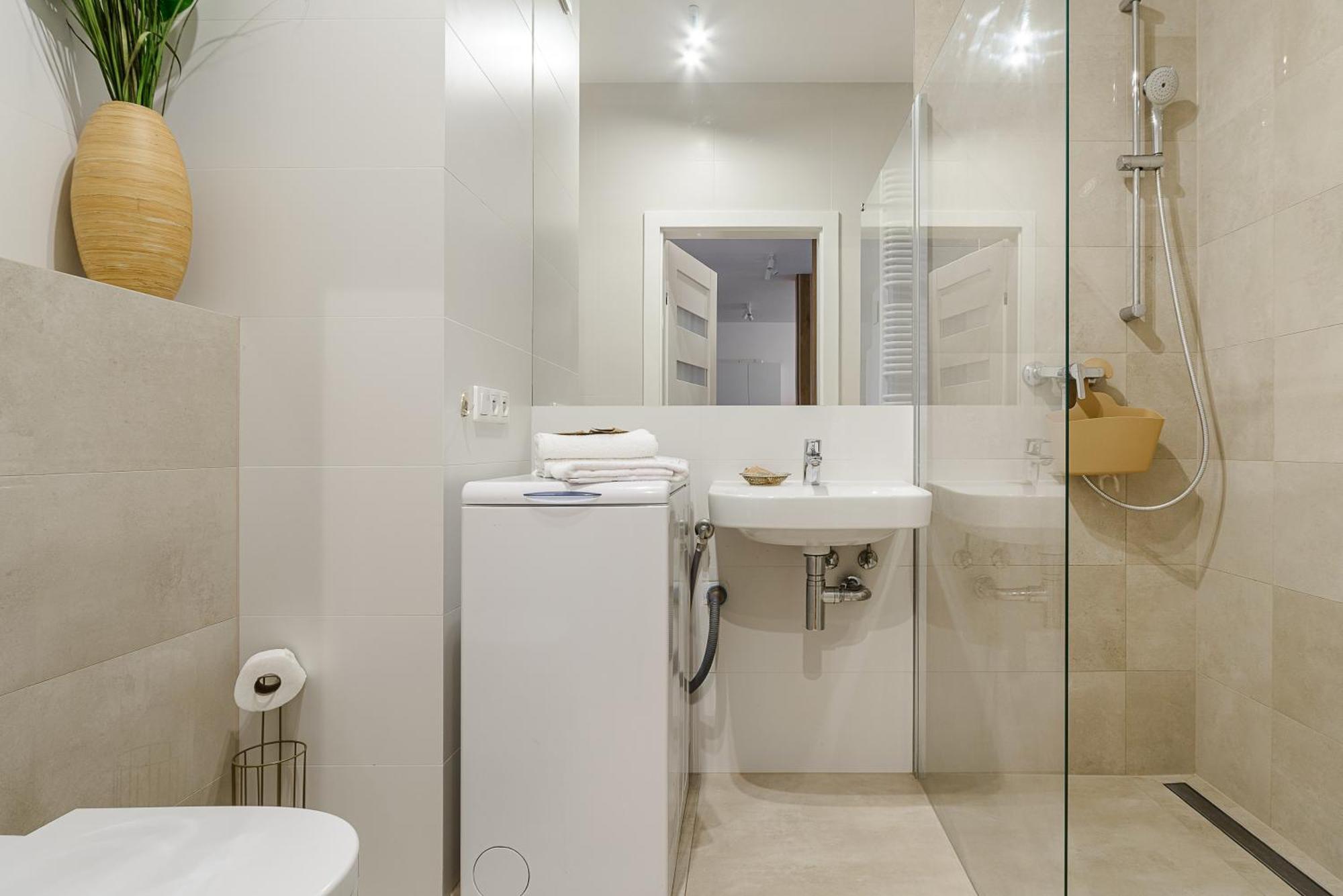 19 Dzielnica Kolejowa P&O Serviced Apartments Varsovia Exterior foto